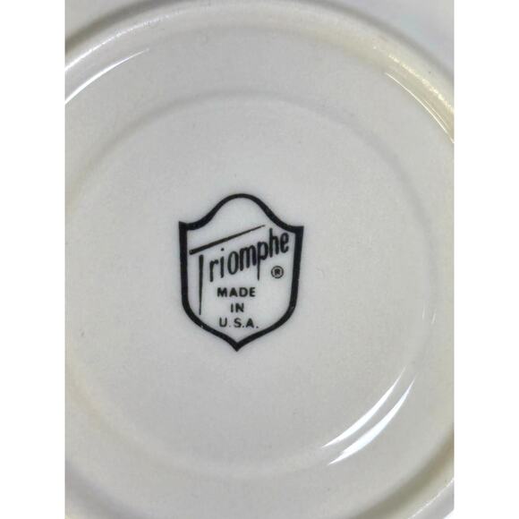 Royal Devon Triomphe Retired 'Christmas' Platinum Irish Coffee Mug/Saucer-Set 8 - Picture 5 of 6